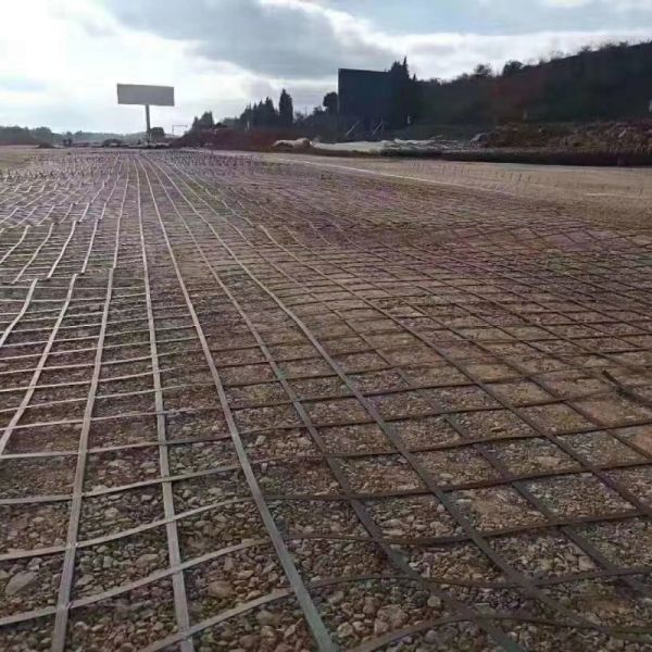 Road Base Geogrid Slope Stabilization Steel Plastic Geo Grid For Retaining Wall