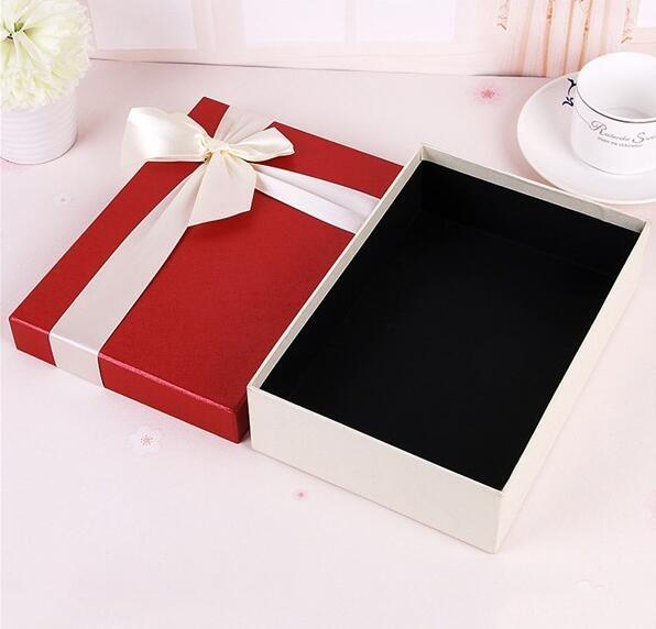 Luxury Wholesale Custom Packaging Paper Gift Box with Ribbon,wedding paper jewellery white gift box with ribbon closure