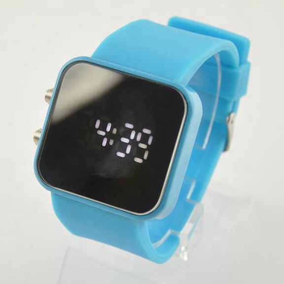 Стиль СИД наручных часов кварца моды умный с материалом случая силикона