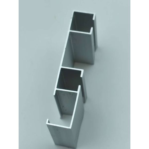Factory manufacturer of custom aluminum profiles. 6061, 6063 T5, T6 precision machined anodized extruded aluminum profiles