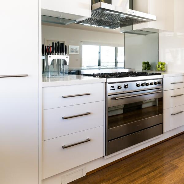 New Cabinets Kitchen Furniture Design High Gloss Lacquer Kitchen Cabinet