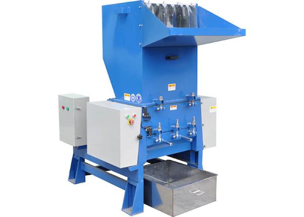 Sieve hole dia φ12-20mm LDF C 500 plastic automatic baiting crusher 600r/min power 11-15kw