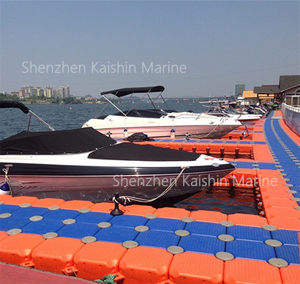 Плавучий док EPS Китая дока молы понтона HDPE Jetski модульный пенится заполненный