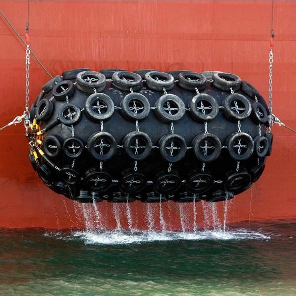 50kPa Pressure Yokohama Baby Fender Customized for Marine Transportation