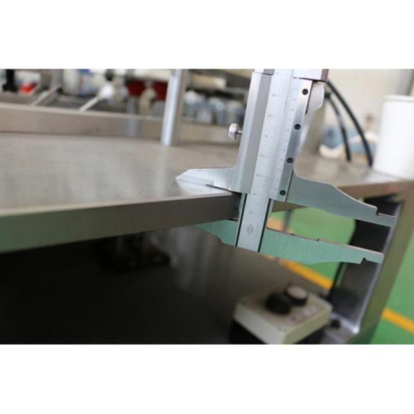 Ahorro energético de helados en frío Contenedor de fabricación de la máquina por el ventilador de papel