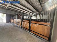 Remplissage en bois de type bambou European Horse Stall Fronts Design personnalisé à l' intérieur