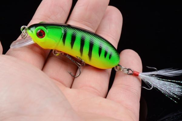Armadilha de pesca isca Minnow 6cm / 9.8g Feather Hook preto ABS plástico