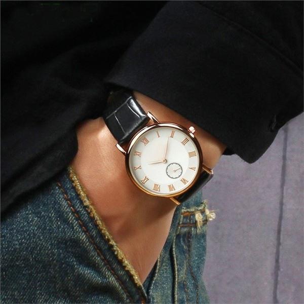 Textured Leather Genuine Diamond Quartz Watch 40mm Dia PE21 Male Sports