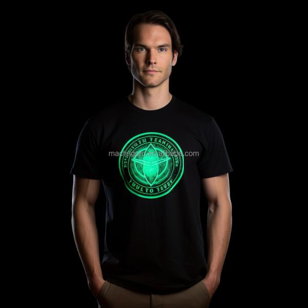 Custom Printing Cotton Reflective Tight Muscle Fit T Shirt for Men Glow in the Dark