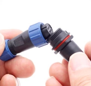 Соединяться Пин соединителя 7 штепсельной вилки авиации диаметра 25мм черный и голубой кабеля 5А