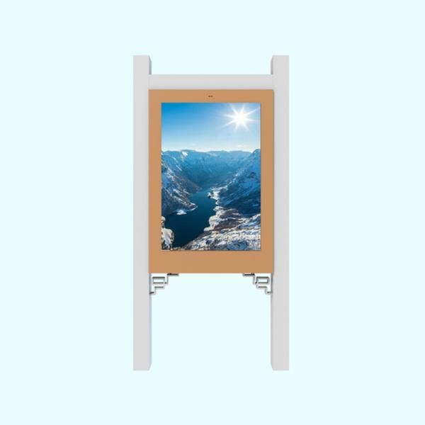 65 Inch High Brightness Outdoor LCD Monitor For Outdoor Commercial Booth
