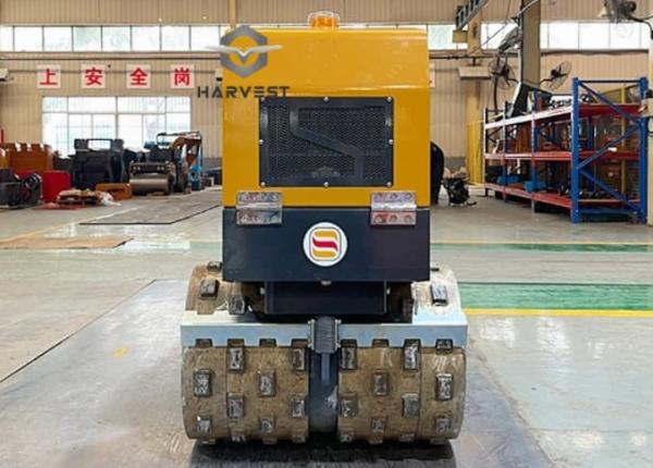 1.8 Ton Remote Control Double Drum Sheep Foot Roller STRC18 For Sale in Angola