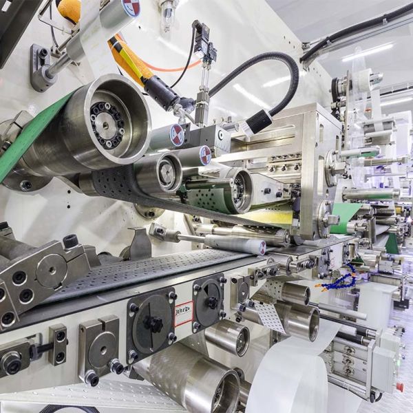 High Efficiency 1200pcs/min Full Automatic Sanitary Pad Making Machine with CE ISO9001