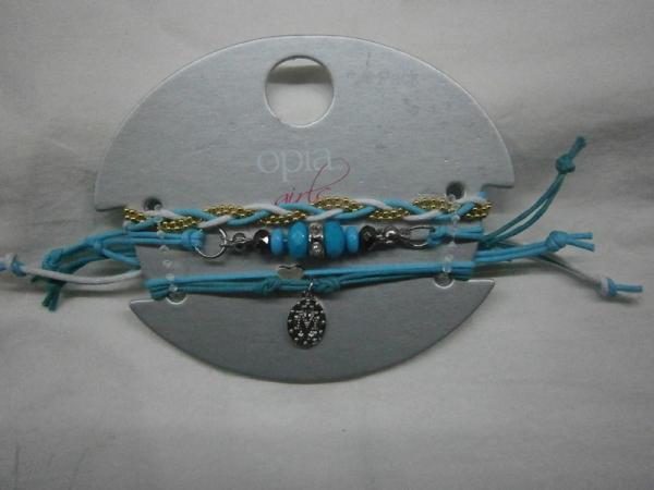 kid's colourful bracelet pack