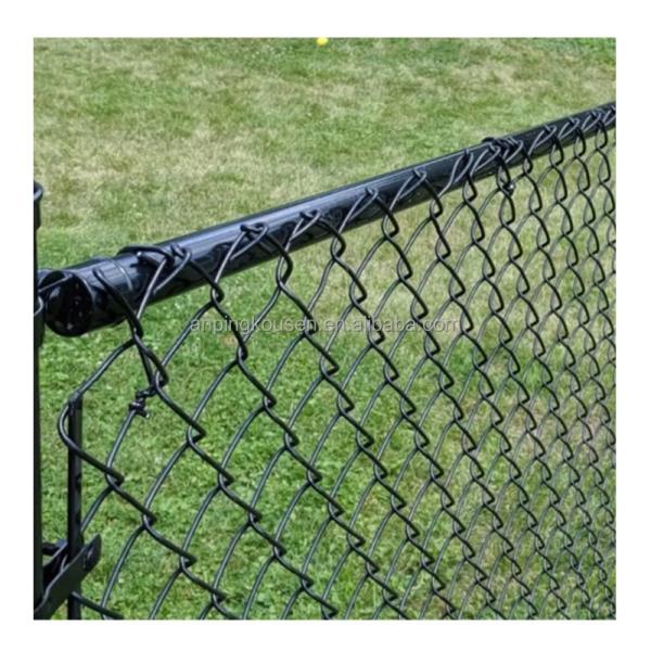 Cercas de ligação de cadeia revestidas em PVC resistentes e duráveis para instalações desportivas