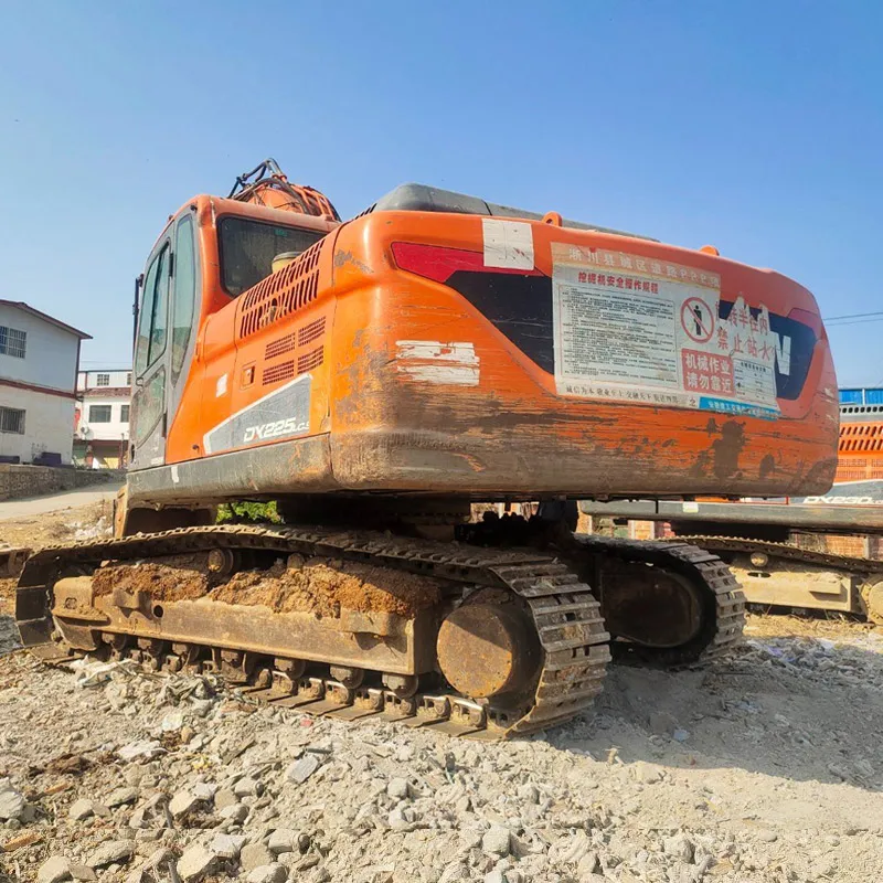 Less Hour Cheap Used 21ton Doosan Crawler Excavator Machine Second Hand Imported Dx215 220 225 Excavator for Sale