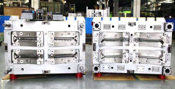 double color Automotive Plastic mould heat treatment
