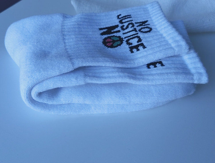 Durable SOCKS for sports featuring jacquard technology yarn dyed pattern and sweat absorbent cotton terry material for mens and womens comfort