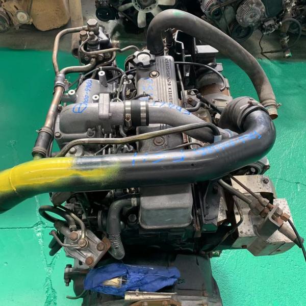 180 Lb-Ft Nissan FD46T moteur diesel utilisé conception de l'arbre de cames aérien
