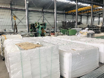 Cultivation de champignons en polycarbonate dans des serres