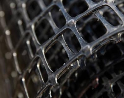 Reforço plástico biaxial Geogrid Mesh For Road Pavement Base do solo do ODM PP