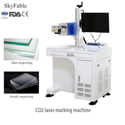Machine de gravure laser à code Qr profond à base de dioxyde de carbone industriel pour marquage non métallique