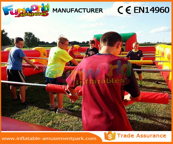 Оборудование футбольного матча крупного плана футбольного поля брезента ПВК оранжевое раздувное