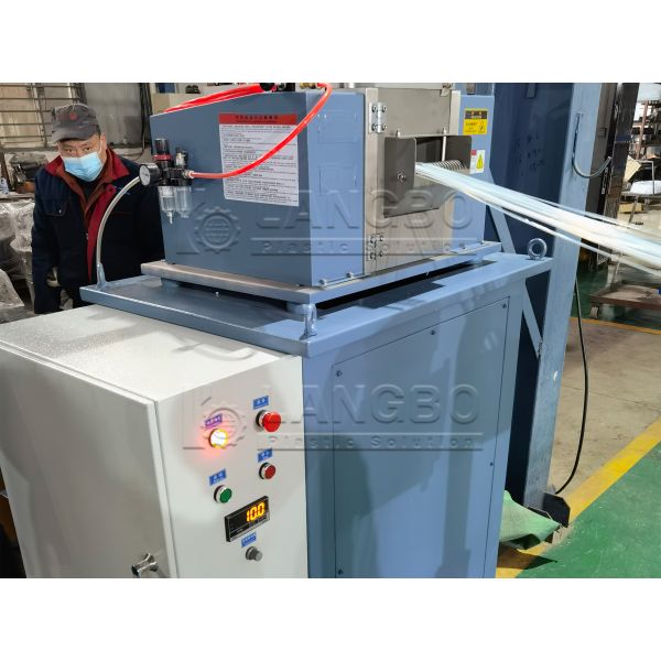 Two Stage PE/PP/Pet Plastic Recycle Granulating Machine/Pelletizing Machine