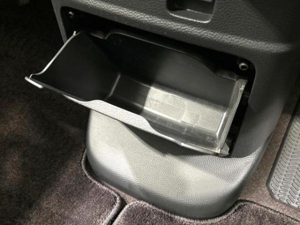Honda N-BOX Custom Turbocoordinated Electric Sliding Doors On Both Sides Gap Sonar Automatic Cruise Control, Lane Assist, Collision Damage Mitigation System Automatic Lights LED Headlights Smart