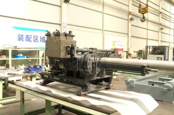 500 Ton High Precision Injection Molding Machine Toggled Injection Molding Machine
