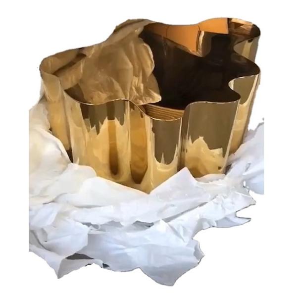 OEM Source Mirror Gold Finish Stainless Steel Block Bench For Shopping Plaza