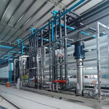 Équipement d'eau ultra pure entièrement automatique de 25 m3/h pour les centrales électriques du Guangxi