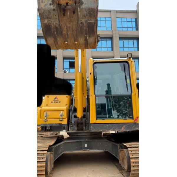 Excavadora Kubota de segunda mano, 2100 RPM, 7700 kg de peso operativo