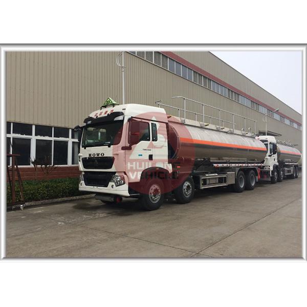 8x4  Fuel Oil Delivery Truck Double Layer Robust Frame High Bearing Capacity
