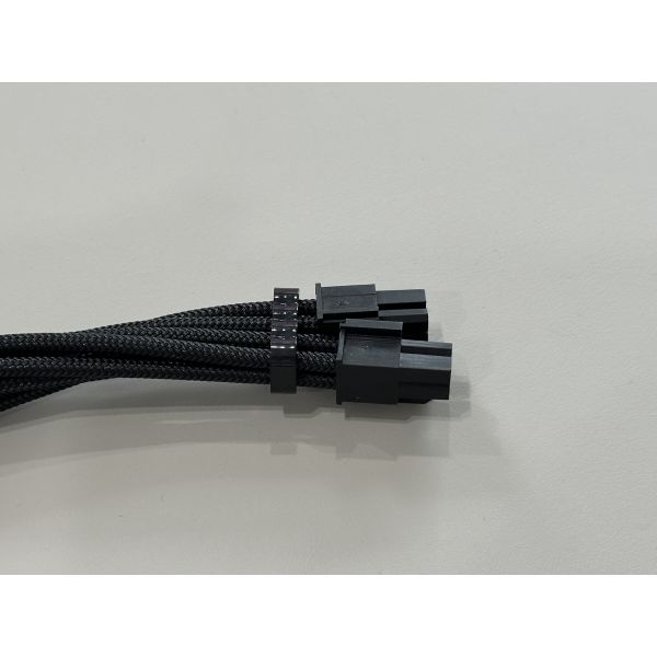 Custom Sleeved 8-Pin Power Cable Harness, wire to wire connector assembly for server GPU PSU power transmission, black braided cable, high-current electrical connector, OEM customization solution
