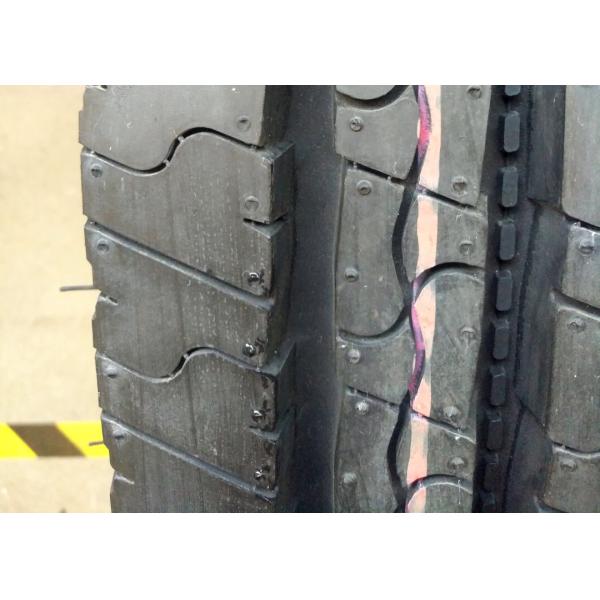 Rib 215/75R17.5 Truck Bus Radial Tyres All Steel Radial Tires Structure