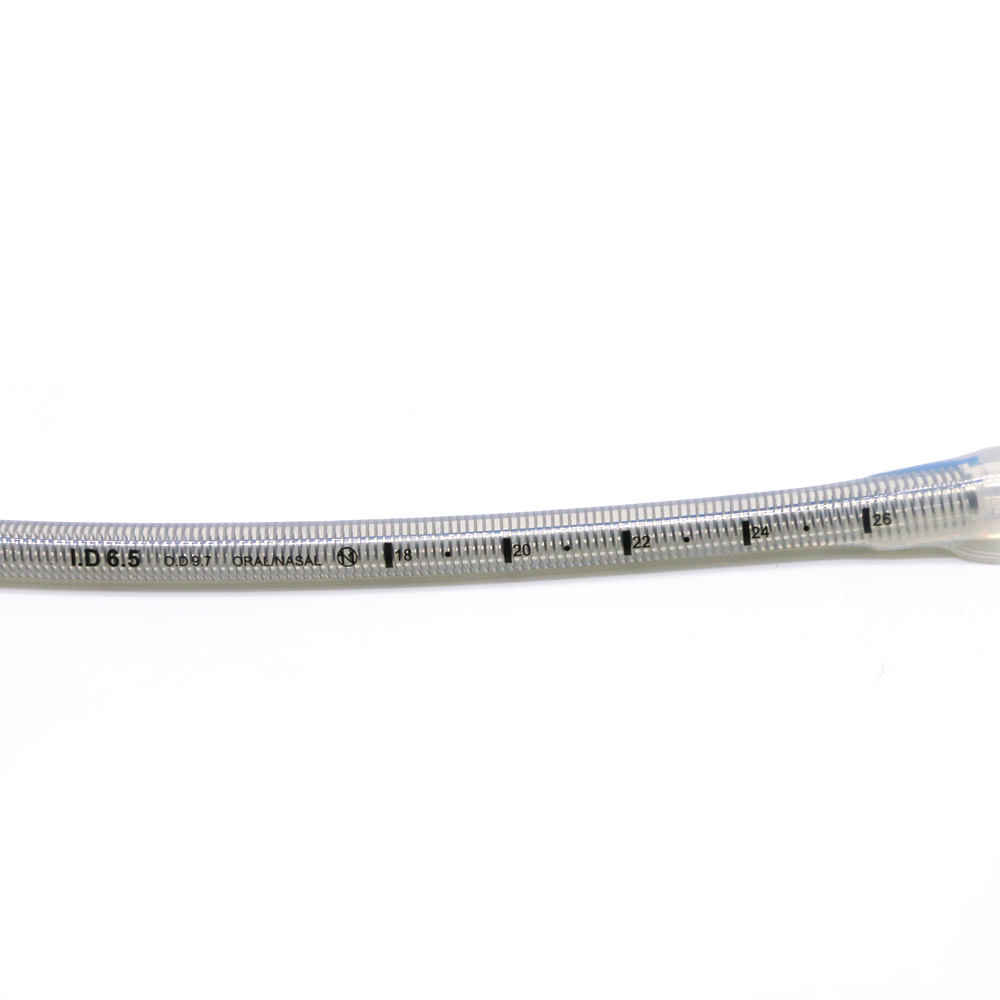 Устранимый трахеальный Cannula 4mm усилил эндотрахеальную трубку с тумаком
