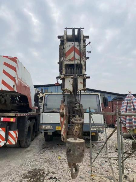2010 Zoomlion 100 tonnes Grue mobile Grue de camion d'occasion Attractive Poids maximal de levage 16t