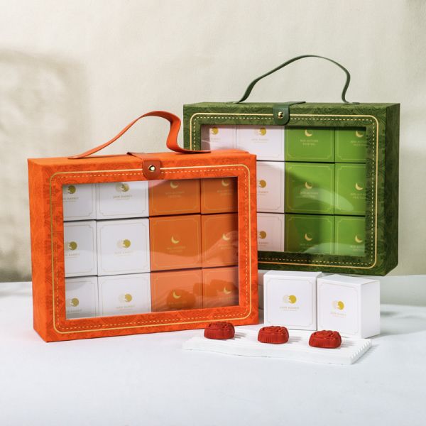 Luxury Windowed Gift Box Set Premium Packaging Transparent Display Window Leather Handle Design