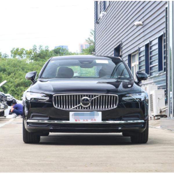 Salle de sièges de la porte 5 de la version 4 de VOLVO S90 2023 B5 Zhiyi Haohua Voiture d'occasion