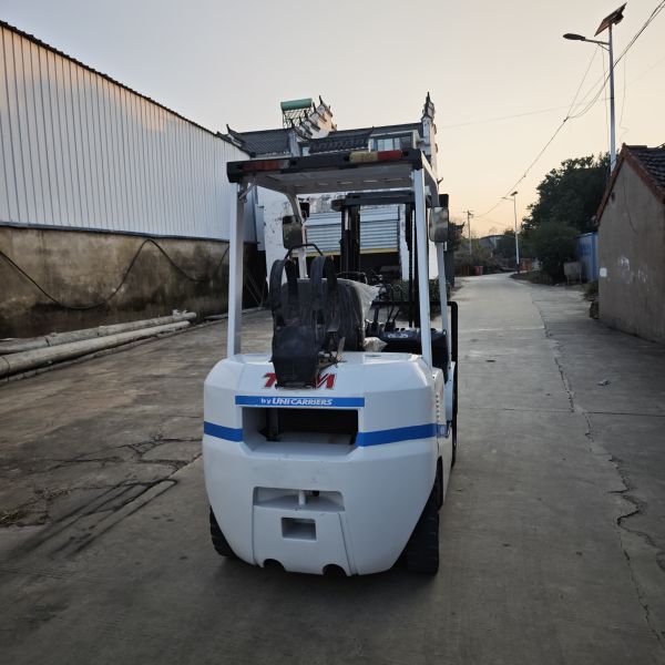 TCM 30 Forklift LPG Dual Use Of Oil And Gas TCM Forklift Second Hand