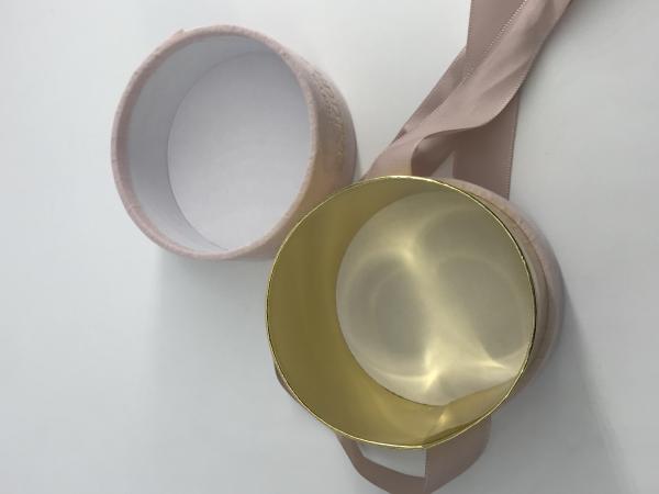 Casamento Duche nupcial Duche de bebê Festa de aniversário Dourado doces de chocolate Caixas de presente com fitas