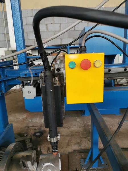 Máquina de corte da porta do Cnc 2000mm 80mm polo claro