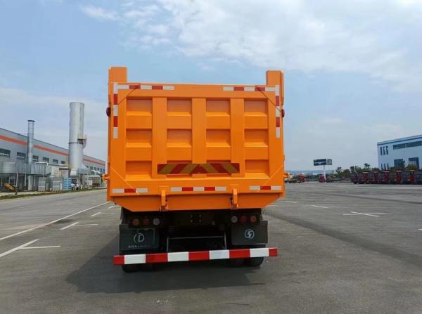 300-400L Fuel Tank Capacity Shacman F3000 Dump Truck with Maximum Torque Nm ≥2500Nm