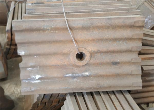 Mn13cr2 Material Metal Casting Process Corrugated Wear Plate Iso Approved