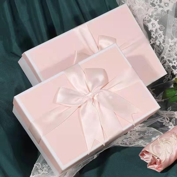 Spot Color Luxury Pink Rigid Cardboard Gift Box Bolsas de mão Caixa de embalagem de presentes cosméticos com fita