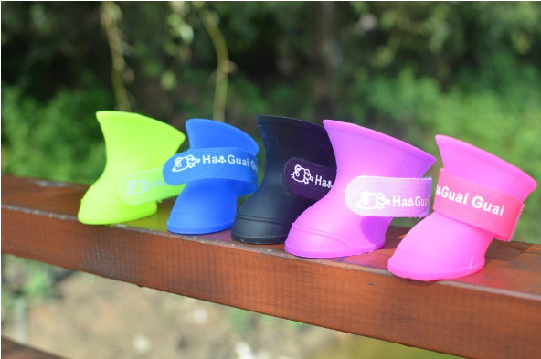 Pet supplies silicone rain boots, non-slip pet shoes, candy color fashion cute dog shoes,red,yellow,pink,black;