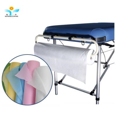 Eco Friendly Disposable Bed Sheet Roll Soft Dustproof Breathable 20-45gsm PP SMS PE Fabric