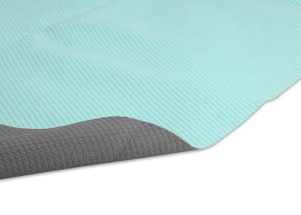 Blue Yoga Towel Anti Fatigue Non Slip With TPE Bottom For Relaxation