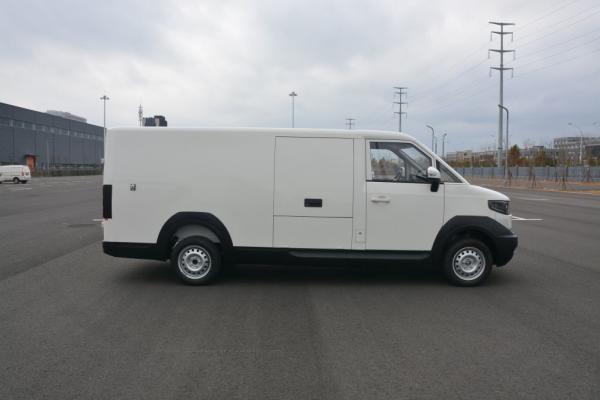Experience the Convenience of Electric Cargo Van for Your Deliveries
